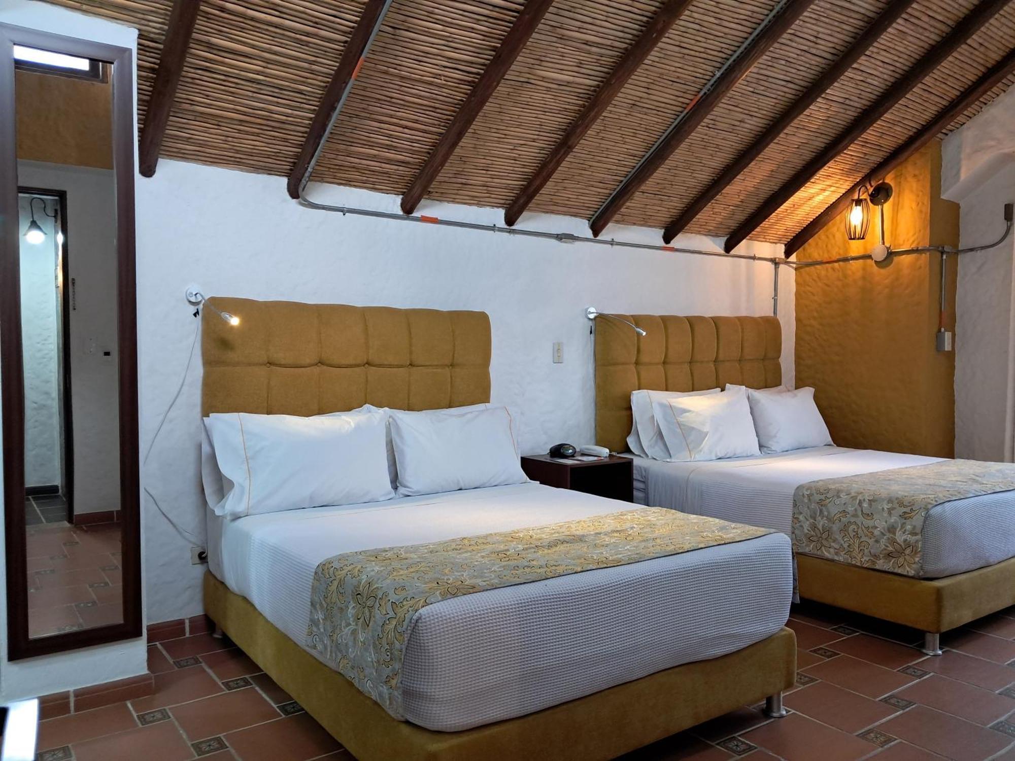 La Floresta De Hotel 4*