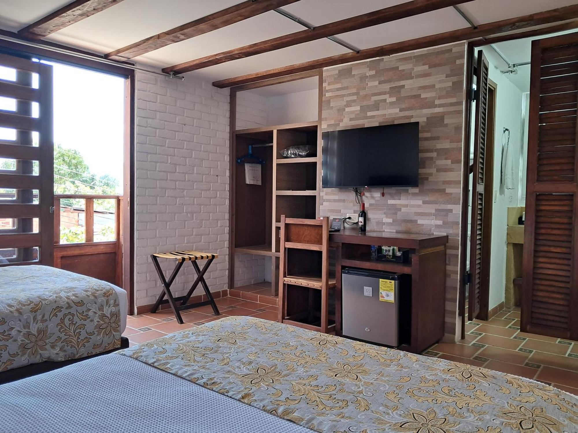 La Floresta De 4* Cite